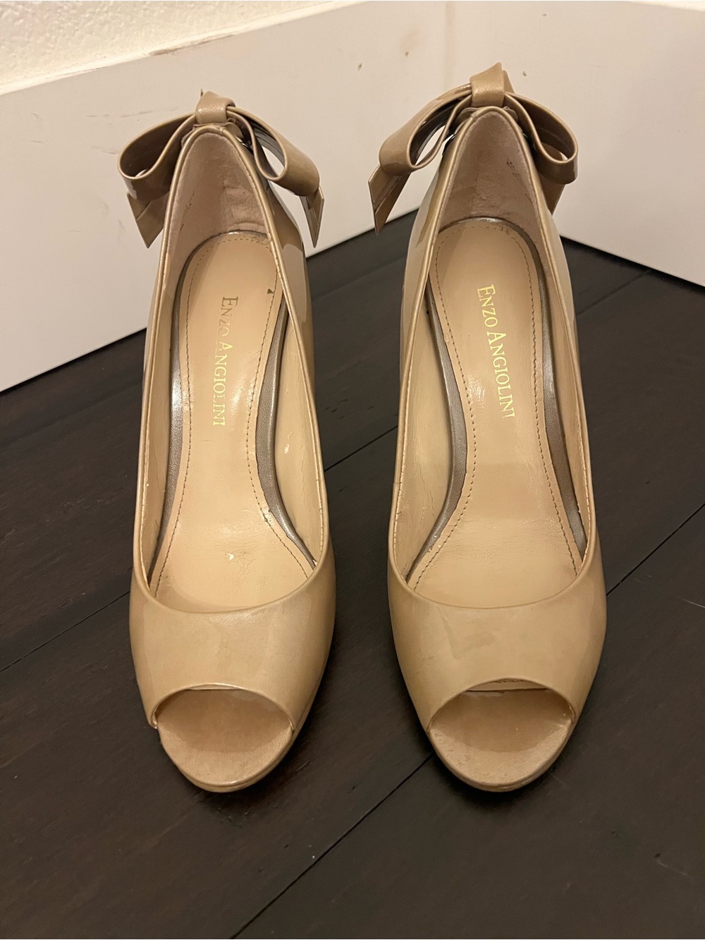 Enzo Angiolini Beige Peep-Toe Bow Pumps